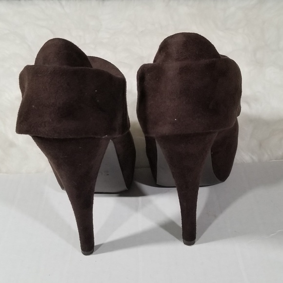 Z London suede brown peep-toe ankle booties.Siz 7 - Picture 6 of 10